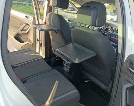 Белый Фольксваген Тигуан, объемом двигателя 2 л и пробегом 205 тыс. км за 24900 $, фото 2 на Automoto.ua