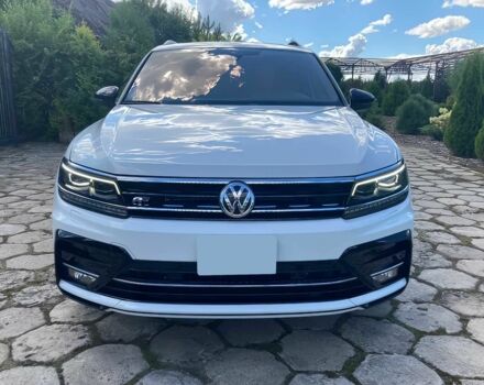 Белый Фольксваген Тигуан, объемом двигателя 2 л и пробегом 34 тыс. км за 14100 $, фото 1 на Automoto.ua