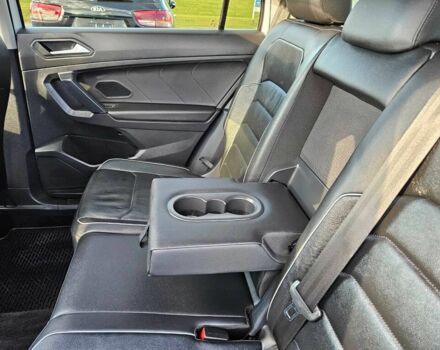 Белый Фольксваген Тигуан, объемом двигателя 2 л и пробегом 92 тыс. км за 8000 $, фото 12 на Automoto.ua