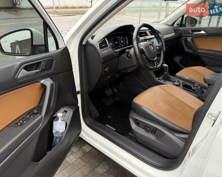 Белый Фольксваген Тигуан, объемом двигателя 1.98 л и пробегом 82 тыс. км за 22700 $, фото 12 на Automoto.ua