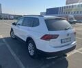 Белый Фольксваген Тигуан, объемом двигателя 2 л и пробегом 87 тыс. км за 17800 $, фото 2 на Automoto.ua