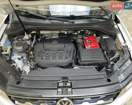 Білий Фольксваген Тігуан, об'ємом двигуна 1.98 л та пробігом 100 тис. км за 20500 $, фото 7 на Automoto.ua
