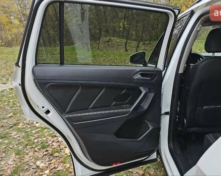 Білий Фольксваген Тігуан, об'ємом двигуна 1.98 л та пробігом 89 тис. км за 21500 $, фото 12 на Automoto.ua