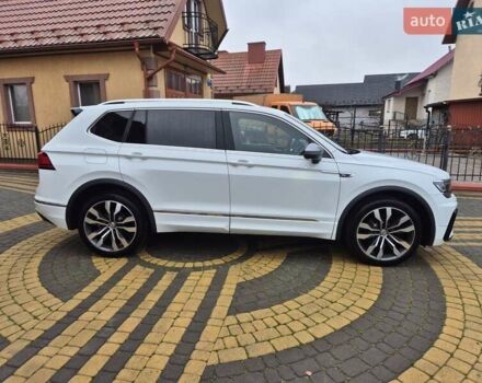 Білий Фольксваген Тігуан, об'ємом двигуна 2 л та пробігом 245 тис. км за 28900 $, фото 31 на Automoto.ua