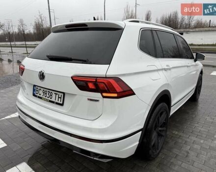 Белый Фольксваген Тигуан, объемом двигателя 1.98 л и пробегом 82 тыс. км за 22700 $, фото 6 на Automoto.ua