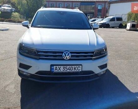 Белый Фольксваген Тигуан, объемом двигателя 1.98 л и пробегом 164 тыс. км за 21937 $, фото 2 на Automoto.ua