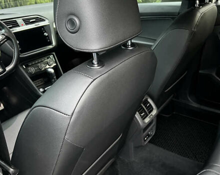 Белый Фольксваген Тигуан, объемом двигателя 1.98 л и пробегом 55 тыс. км за 27999 $, фото 78 на Automoto.ua