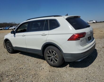 Білий Фольксваген Тігуан, об'ємом двигуна 2 л та пробігом 194 тис. км за 12750 $, фото 3 на Automoto.ua