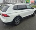 Білий Фольксваген Тігуан, об'ємом двигуна 2 л та пробігом 99 тис. км за 17900 $, фото 4 на Automoto.ua