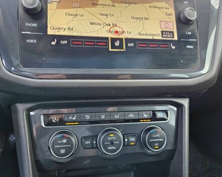 Белый Фольксваген Тигуан, объемом двигателя 2 л и пробегом 92 тыс. км за 8000 $, фото 17 на Automoto.ua