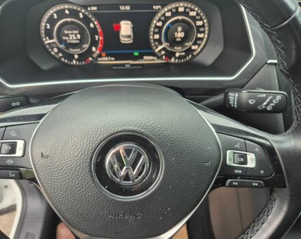 Белый Фольксваген Тигуан, объемом двигателя 2 л и пробегом 99 тыс. км за 17900 $, фото 17 на Automoto.ua