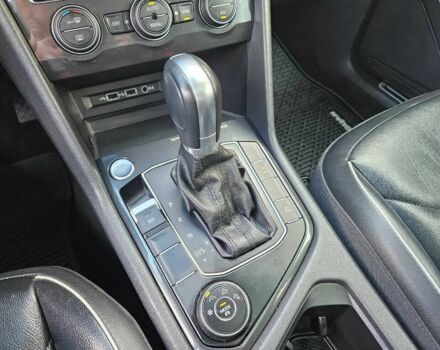 Белый Фольксваген Тигуан, объемом двигателя 2 л и пробегом 92 тыс. км за 8000 $, фото 18 на Automoto.ua