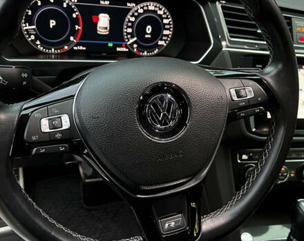 Белый Фольксваген Тигуан, объемом двигателя 1.98 л и пробегом 55 тыс. км за 27999 $, фото 69 на Automoto.ua