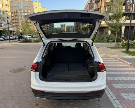 Білий Фольксваген Тігуан, об'ємом двигуна 2 л та пробігом 103 тис. км за 21000 $, фото 15 на Automoto.ua