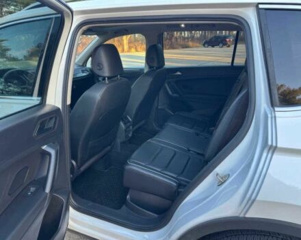 Белый Фольксваген Тигуан, объемом двигателя 2 л и пробегом 38 тыс. км за 14000 $, фото 12 на Automoto.ua