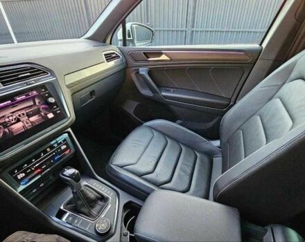 Белый Фольксваген Тигуан, объемом двигателя 2 л и пробегом 85 тыс. км за 17000 $, фото 5 на Automoto.ua