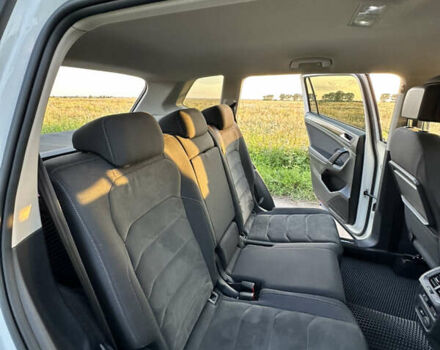 Белый Фольксваген Тигуан, объемом двигателя 2 л и пробегом 198 тыс. км за 41500 $, фото 25 на Automoto.ua