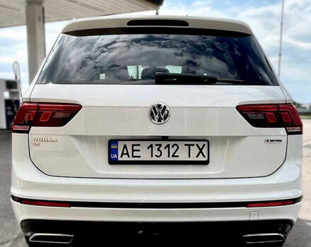 Белый Фольксваген Тигуан, объемом двигателя 1.98 л и пробегом 59 тыс. км за 22000 $, фото 3 на Automoto.ua