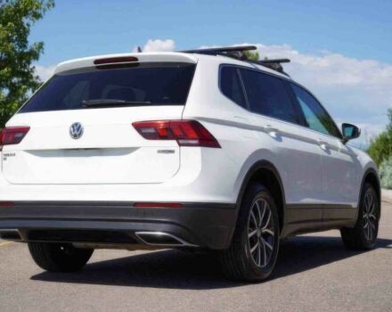 Белый Фольксваген Тигуан, объемом двигателя 2 л и пробегом 41 тыс. км за 14300 $, фото 5 на Automoto.ua