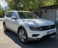 Белый Фольксваген Тигуан, объемом двигателя 2 л и пробегом 135 тыс. км за 25400 $, фото 1 на Automoto.ua