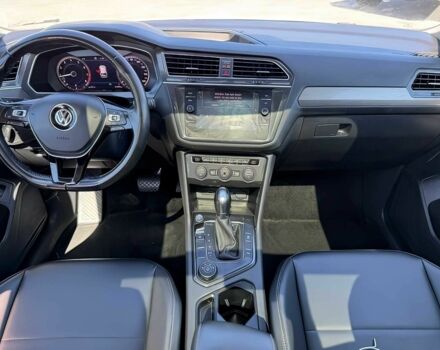 Белый Фольксваген Тигуан, объемом двигателя 2 л и пробегом 45 тыс. км за 8900 $, фото 9 на Automoto.ua