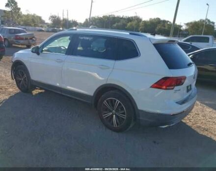 Білий Фольксваген Тігуан, об'ємом двигуна 0 л та пробігом 35 тис. км за 4000 $, фото 2 на Automoto.ua