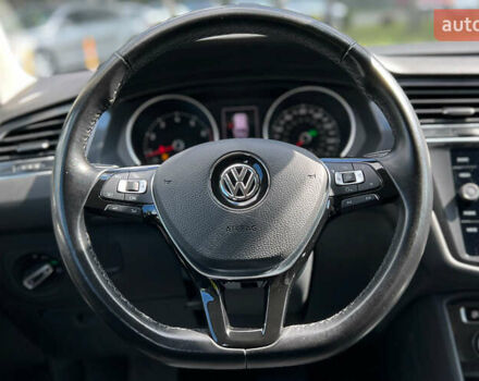 Білий Фольксваген Тігуан, об'ємом двигуна 2 л та пробігом 110 тис. км за 21850 $, фото 11 на Automoto.ua