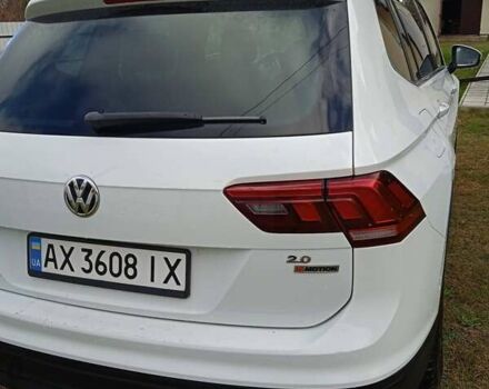 Белый Фольксваген Тигуан, объемом двигателя 1.98 л и пробегом 120 тыс. км за 18600 $, фото 1 на Automoto.ua