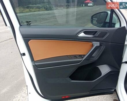 Белый Фольксваген Тигуан, объемом двигателя 1.97 л и пробегом 105 тыс. км за 18200 $, фото 11 на Automoto.ua