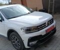 Белый Фольксваген Тигуан, объемом двигателя 2 л и пробегом 105 тыс. км за 19500 $, фото 1 на Automoto.ua