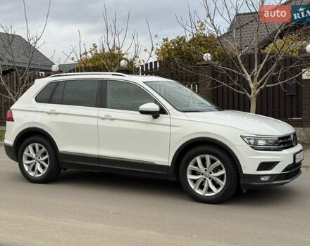 Белый Фольксваген Тигуан, объемом двигателя 2 л и пробегом 204 тыс. км за 23000 $, фото 21 на Automoto.ua