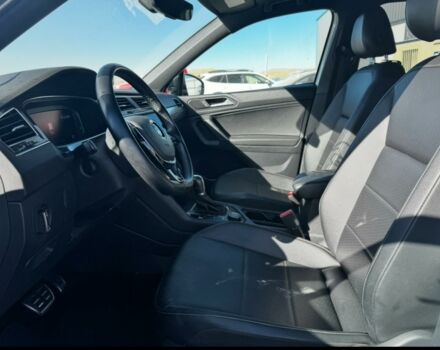 Белый Фольксваген Тигуан, объемом двигателя 2 л и пробегом 109 тыс. км за 17600 $, фото 6 на Automoto.ua