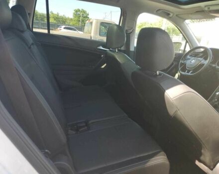 Белый Фольксваген Тигуан, объемом двигателя 0 л и пробегом 33 тыс. км за 7600 $, фото 5 на Automoto.ua