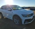 Білий Фольксваген Тігуан, об'ємом двигуна 2 л та пробігом 83 тис. км за 4000 $, фото 3 на Automoto.ua