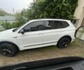 Белый Фольксваген Тигуан, объемом двигателя 2 л и пробегом 145 тыс. км за 24000 $, фото 1 на Automoto.ua