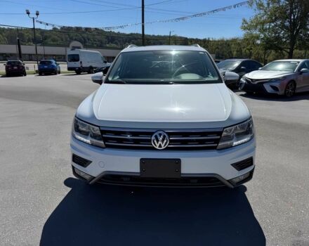 Белый Фольксваген Тигуан, объемом двигателя 2 л и пробегом 45 тыс. км за 8900 $, фото 1 на Automoto.ua