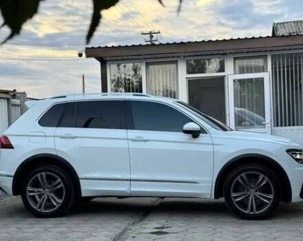 Белый Фольксваген Тигуан, объемом двигателя 2 л и пробегом 90 тыс. км за 18000 $, фото 7 на Automoto.ua