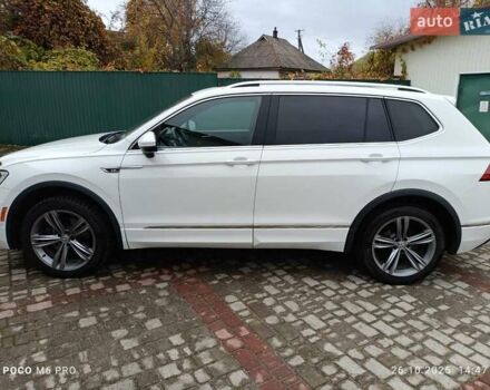 Белый Фольксваген Тигуан, объемом двигателя 1.98 л и пробегом 120 тыс. км за 25000 $, фото 24 на Automoto.ua
