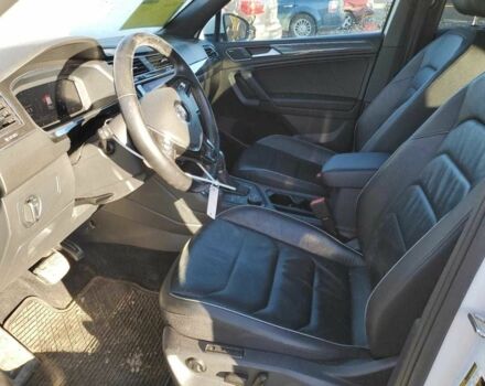 Білий Фольксваген Тігуан, об'ємом двигуна 2 л та пробігом 83 тис. км за 4000 $, фото 5 на Automoto.ua