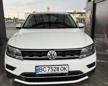 Белый Фольксваген Тигуан, объемом двигателя 1.98 л и пробегом 94 тыс. км за 17500 $, фото 1 на Automoto.ua