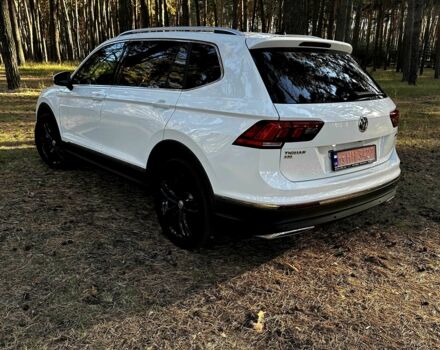 Белый Фольксваген Тигуан, объемом двигателя 2 л и пробегом 72 тыс. км за 23000 $, фото 13 на Automoto.ua