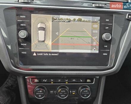 Білий Фольксваген Тігуан, об'ємом двигуна 2 л та пробігом 170 тис. км за 28500 $, фото 28 на Automoto.ua