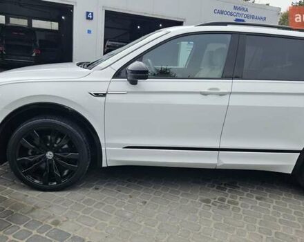 Белый Фольксваген Тигуан, объемом двигателя 1.98 л и пробегом 187 тыс. км за 21900 $, фото 9 на Automoto.ua