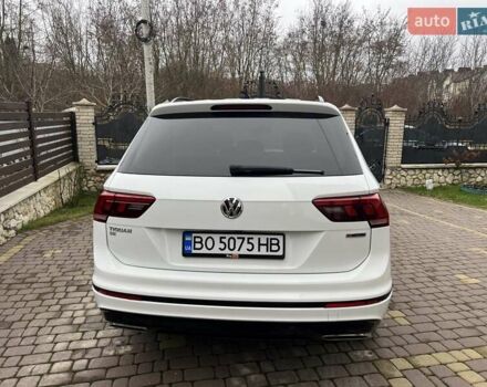 Белый Фольксваген Тигуан, объемом двигателя 1.98 л и пробегом 127 тыс. км за 26200 $, фото 3 на Automoto.ua