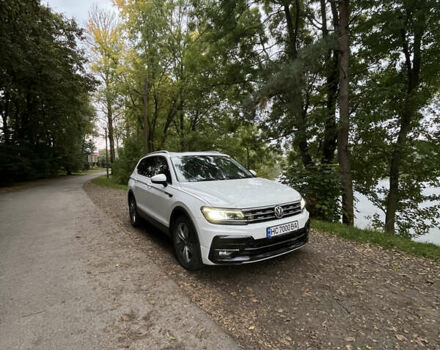 Белый Фольксваген Тигуан, объемом двигателя 1.98 л и пробегом 48 тыс. км за 23000 $, фото 1 на Automoto.ua