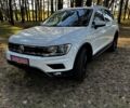 Белый Фольксваген Тигуан, объемом двигателя 2 л и пробегом 72 тыс. км за 23000 $, фото 1 на Automoto.ua