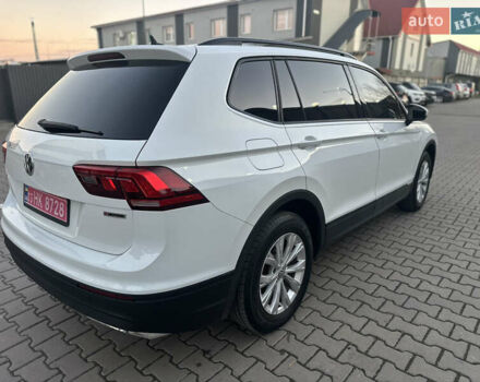 Білий Фольксваген Тігуан, об'ємом двигуна 1.98 л та пробігом 227 тис. км за 15999 $, фото 42 на Automoto.ua
