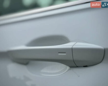 Білий Фольксваген Тігуан, об'ємом двигуна 2 л та пробігом 186 тис. км за 29999 $, фото 26 на Automoto.ua