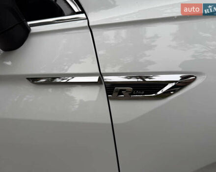 Белый Фольксваген Тигуан, объемом двигателя 2 л и пробегом 245 тыс. км за 28800 $, фото 16 на Automoto.ua