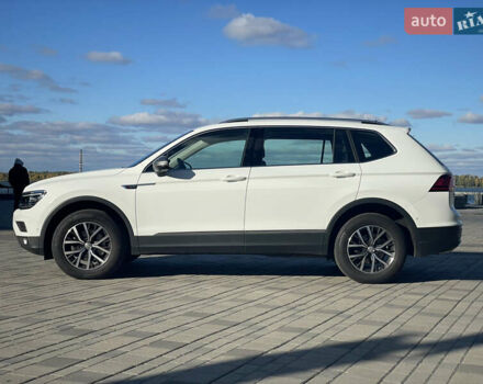 Белый Фольксваген Тигуан, объемом двигателя 1.98 л и пробегом 186 тыс. км за 27500 $, фото 4 на Automoto.ua